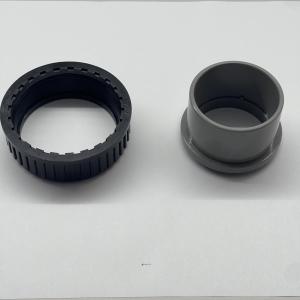 Přechodové šroubení, sací a výtlačná strana (převlečná matice + objímka)