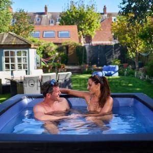 Prémiová pěnová vířivá vana NetSpa IDAHO