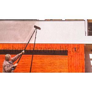 Teleskopický čisticí kartáč na solární panely s přípojkou vody Heissner, délka 460 cm